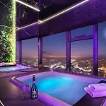 Lägenhet Sky Tower Z Jakuzzi Przy Oknie By Bqqk Wrocław