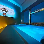 Sky Tower Z Jakuzzi Przy Oknie By Bqqk Lägenhet Wrocław