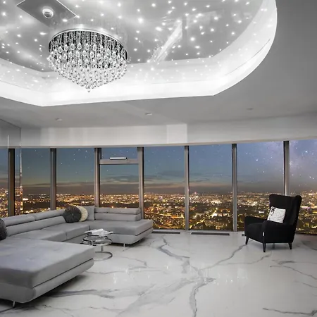 Apartamenty Sky Tower Z Jakuzzi Przy Oknie