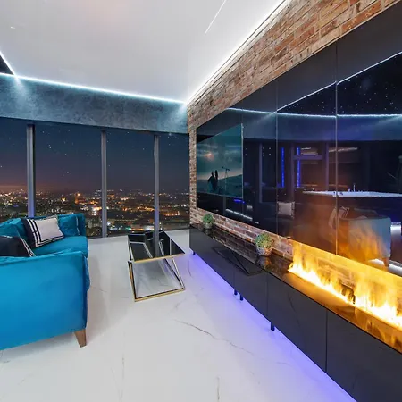 Apartamenty Sky Tower Z Jakuzzi Przy Oknie Apartment