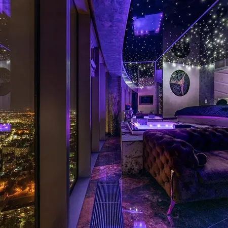 Apartment Apartamenty Sky Tower Z Jakuzzi Przy Oknie