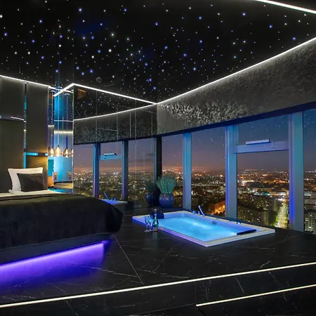 Apartamenty Sky Tower Z Jakuzzi Przy Oknie * Wroclaw