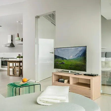 Apartamenty Sky Tower Z Jakuzzi Przy Oknie * Wroclaw