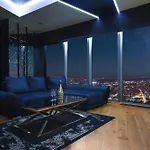 Apartamenty Sky Tower Z Jakuzzi Przy Oknie By Bqqk