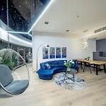 Apartamenty Sky Tower Z Jakuzzi Przy Oknie By Bqqk