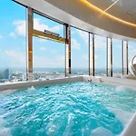 Apartamenty Sky Tower Z Jakuzzi Przy Oknie By Bqqk Apartment Wroclaw