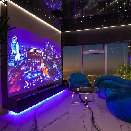 Apartmán Sky Tower Z Jakuzzi Przy Oknie By Bqqk *