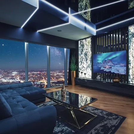 아파트 Sky Tower Z Jakuzzi Przy Oknie By Bqqk