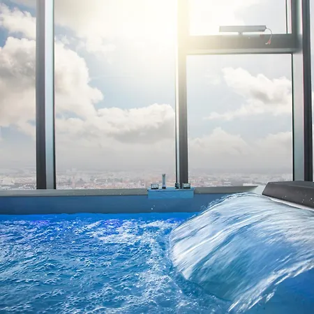 아파트 Sky Tower Z Jakuzzi Przy Oknie By Bqqk *