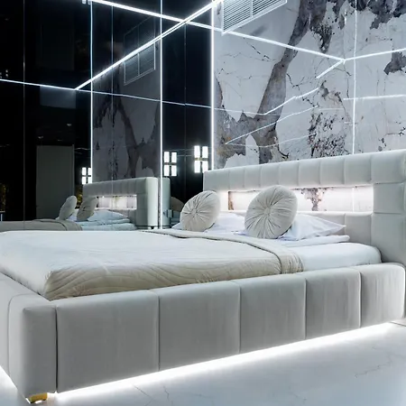아파트 Sky Tower Z Jakuzzi Przy Oknie By Bqqk 브로츠와프