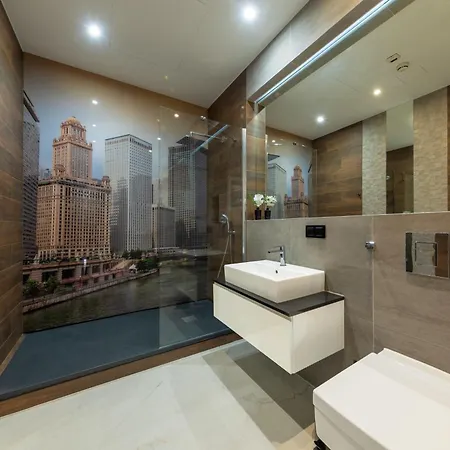 Апартаменти Sky Tower Z Jakuzzi Przy Oknie By Bqqk Вроцлав