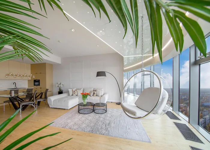 아파트 Sky Tower Z Jakuzzi Przy Oknie By Bqqk