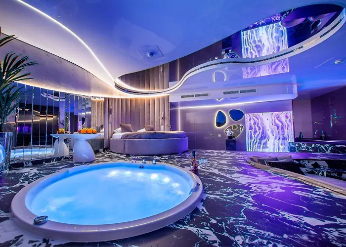 Sky Tower Z Jakuzzi Przy Oknie By Bqqk 아파트 브로츠와프