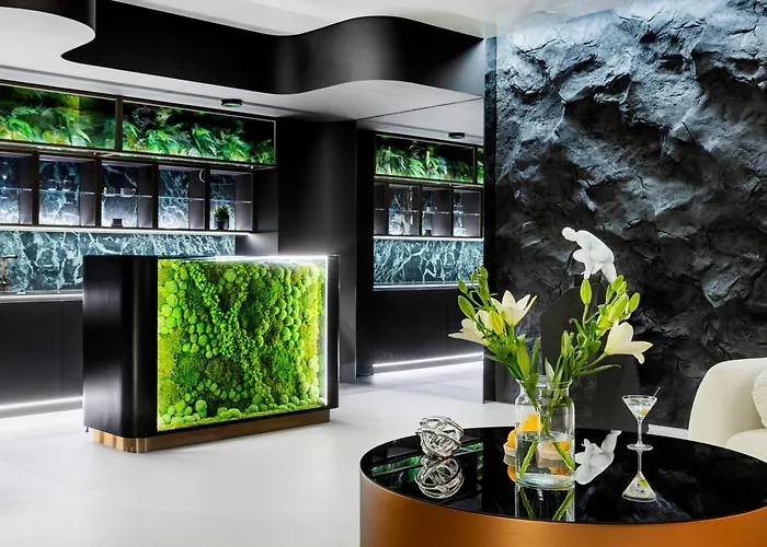 아파트 Sky Tower Z Jakuzzi Przy Oknie By Bqqk *